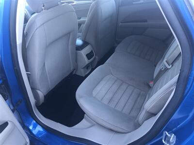 2020 Ford Fusion SE   - Photo 14 - Owatonna, MN 55060