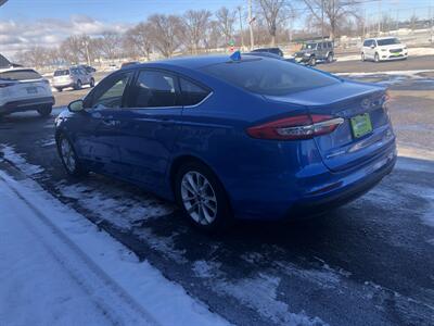 2020 Ford Fusion SE   - Photo 6 - Owatonna, MN 55060