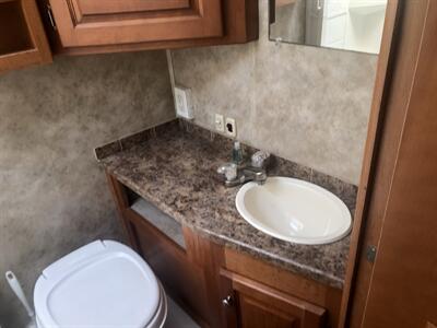 2008 Gulf Stream BT CRUISE 5272 E-450 SD   - Photo 26 - Owatonna, MN 55060