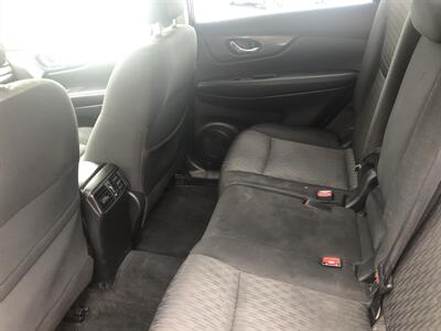 2020 Nissan Rogue SV   - Photo 17 - Owatonna, MN 55060