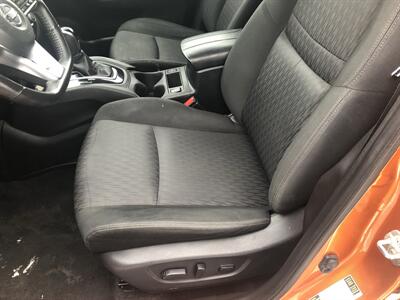 2020 Nissan Rogue SV   - Photo 13 - Owatonna, MN 55060