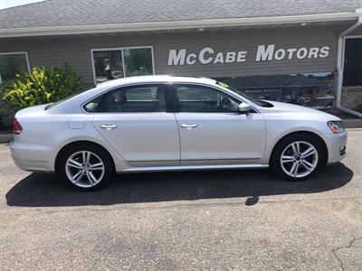 2013 Volkswagen Passat TDI SE   - Photo 1 - Owatonna, MN 55060