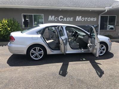 2013 Volkswagen Passat TDI SE   - Photo 24 - Owatonna, MN 55060