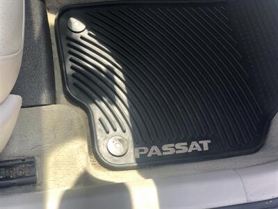 2013 Volkswagen Passat TDI SE   - Photo 21 - Owatonna, MN 55060