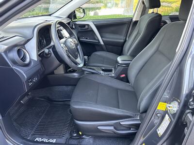 2018 Toyota RAV4 LE  Only 78219 miles! - Photo 10 - Valencia, CA 91355