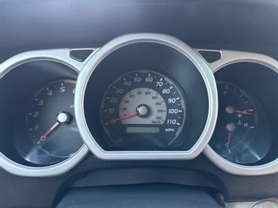 2005 Toyota 4Runner SR5  4x4! RUNS BEAUTIFUL!! - Photo 34 - Valencia, CA 91355
