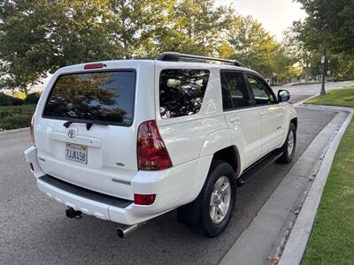 2005 Toyota 4Runner SR5  4x4! RUNS BEAUTIFUL!! - Photo 5 - Valencia, CA 91355
