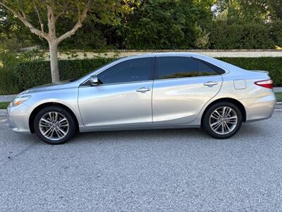 2016 Toyota Camry SE  IMPECCABLY BEAUTIFUL! RUNS PERFECT!! - Photo 2 - Valencia, CA 91355