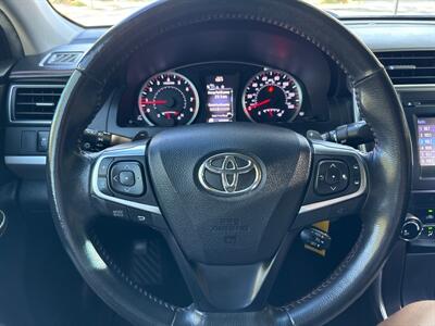 2016 Toyota Camry SE  IMPECCABLY BEAUTIFUL! RUNS PERFECT!! - Photo 32 - Valencia, CA 91355