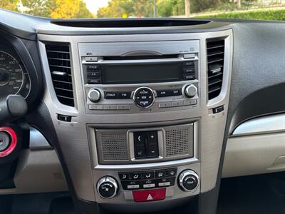 2011 Subaru Outback 2.5i Premium  RUNS BEAUTIFULLY! - Photo 26 - Valencia, CA 91355