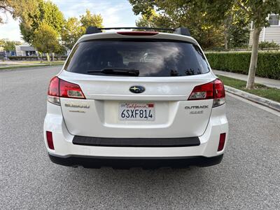 2011 Subaru Outback 2.5i Premium  RUNS BEAUTIFULLY! - Photo 4 - Valencia, CA 91355