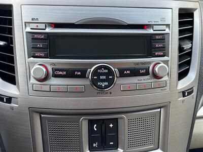 2011 Subaru Outback 2.5i Premium  RUNS BEAUTIFULLY! - Photo 41 - Valencia, CA 91355