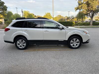 2011 Subaru Outback 2.5i Premium  RUNS BEAUTIFULLY! - Photo 7 - Valencia, CA 91355