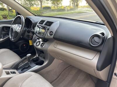 2008 Toyota RAV4 Limited  4x4!! Loaded! - Photo 18 - Valencia, CA 91355
