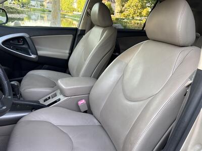 2008 Toyota RAV4 Limited  4x4!! Loaded! - Photo 12 - Valencia, CA 91355