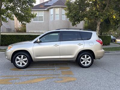 2008 Toyota RAV4 Limited  4x4!! Loaded! - Photo 2 - Valencia, CA 91355