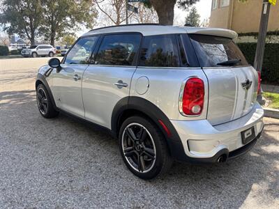 2011 MINI Cooper Countryman S ALL4 Manual transmission!!  MANUAL!! Super clean!! Great looking interior !! - Photo 3 - Valencia, CA 91355