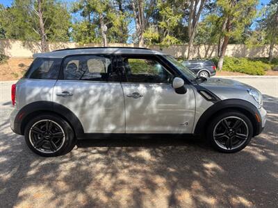 2011 MINI Cooper Countryman S ALL4 Manual transmission!!  MANUAL!! Super clean!! Great looking interior !! - Photo 6 - Valencia, CA 91355