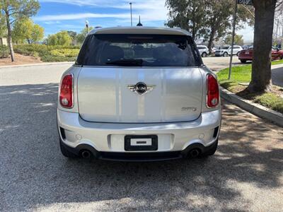 2011 MINI Cooper Countryman S ALL4 Manual transmission!!  MANUAL!! Super clean!! Great looking interior !! - Photo 4 - Valencia, CA 91355