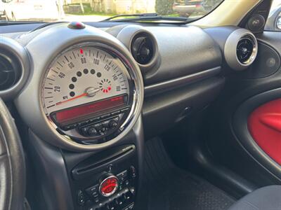 2011 MINI Cooper Countryman S ALL4 Manual transmission!!  MANUAL!! Super clean!! Great looking interior !! - Photo 31 - Valencia, CA 91355