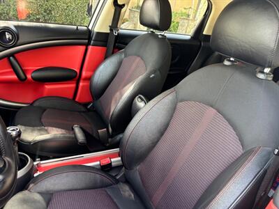 2011 MINI Cooper Countryman S ALL4 Manual transmission!!  MANUAL!! Super clean!! Great looking interior !! - Photo 17 - Valencia, CA 91355