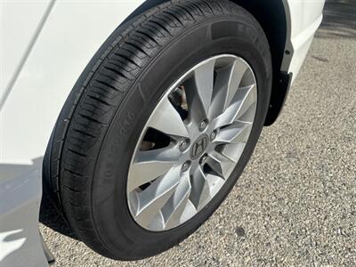 2009 Honda Civic EX-L  ONE OWNER! Great service records ! - Photo 33 - Valencia, CA 91355