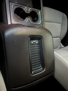 2018 Chevrolet Silverado 1500 LT Z71  Low miles!! Gorgeous! Salvage title from hail . Never been in an accident! - Photo 29 - Valencia, CA 91355