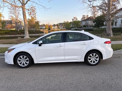 2023 Toyota Corolla LE  Like New!  Reliable !! - Photo 2 - Valencia, CA 91355