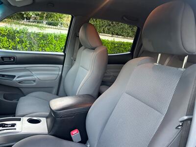 2015 Toyota Tacoma PreRunner V6 ONLY 75532 MILES!!  Absolutely beautiful - Photo 9 - Valencia, CA 91355