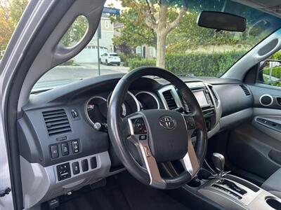 2015 Toyota Tacoma PreRunner V6 ONLY 75532 MILES!!  Absolutely beautiful - Photo 10 - Valencia, CA 91355