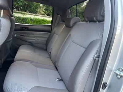 2015 Toyota Tacoma PreRunner V6 ONLY 75532 MILES!!  Absolutely beautiful - Photo 12 - Valencia, CA 91355