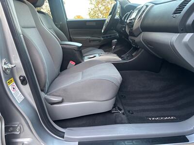 2015 Toyota Tacoma PreRunner V6 ONLY 75532 MILES!!  Absolutely beautiful - Photo 13 - Valencia, CA 91355