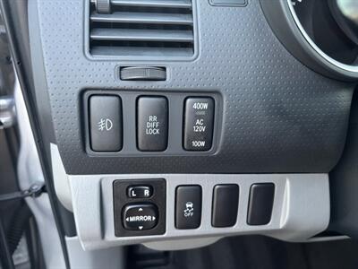 2015 Toyota Tacoma PreRunner V6 ONLY 75532 MILES!!  Absolutely beautiful - Photo 31 - Valencia, CA 91355