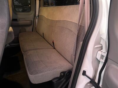 2000 Ford F-150 XL  Manual transmission! Low Miles - Photo 11 - Valencia, CA 91355