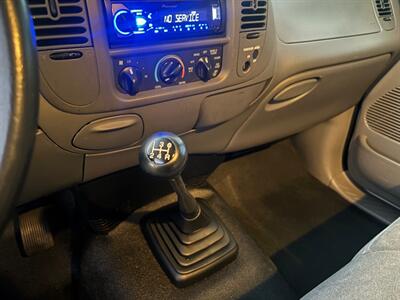 2000 Ford F-150 XL  Manual transmission! Low Miles - Photo 23 - Valencia, CA 91355