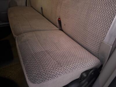 2000 Ford F-150 XL  Manual transmission! Low Miles - Photo 12 - Valencia, CA 91355