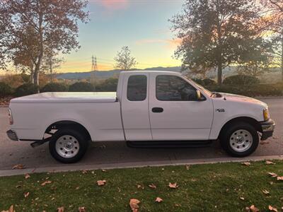 2000 Ford F-150 XL  Manual transmission! Low Miles - Photo 6 - Valencia, CA 91355