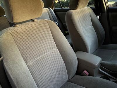 2006 Toyota Corolla CE  Great running car . Perfect commute car! - Photo 9 - Valencia, CA 91355