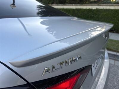 2019 Nissan Altima 2.5 SR  Great driving sedan!!! - Photo 26 - Valencia, CA 91355