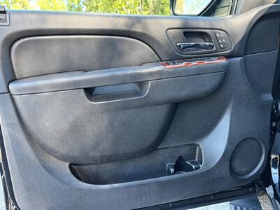 2014 Chevrolet Tahoe LTZ  4 wheel drive !! Low miles . Beautiful! - Photo 34 - Valencia, CA 91355