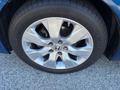 2013 Honda Civic LX Only 115,000 miles   - Photo 25 - Valencia, CA 91355