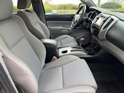 2012 Toyota Tacoma V6  TRD SPORT 4x4 BEAUTIFUL TRUCK!!! - Photo 17 - Valencia, CA 91355