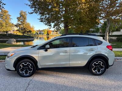 2015 Subaru XV Crosstrek 2.0i Premium Really beautiful Subaru. Great color , runs great. - Photo 2 - Valencia, CA 91355