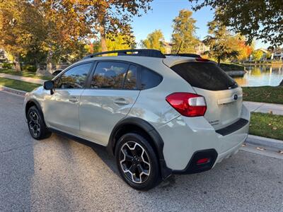 2015 Subaru XV Crosstrek 2.0i Premium Really beautiful Subaru. Great color , runs great. - Photo 3 - Valencia, CA 91355