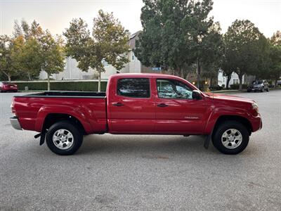 2015 Toyota Tacoma V6 ONE OWNER, 46,638 ORIGINAL MILES   - Photo 7 - Valencia, CA 91355