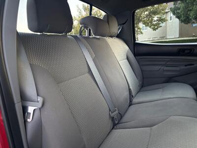 2015 Toyota Tacoma V6 ONE OWNER, 46,638 ORIGINAL MILES   - Photo 14 - Valencia, CA 91355