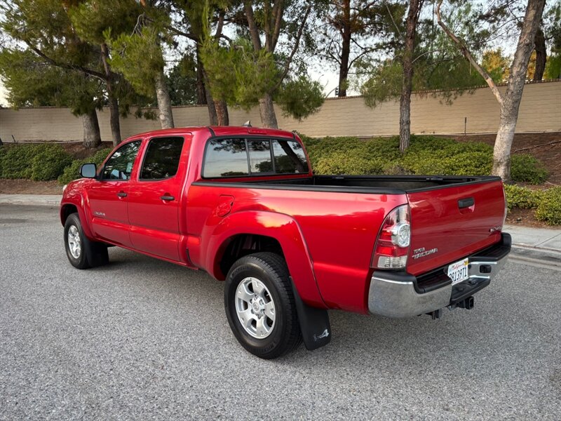 2015 Toyota Tacoma V6 photo 4