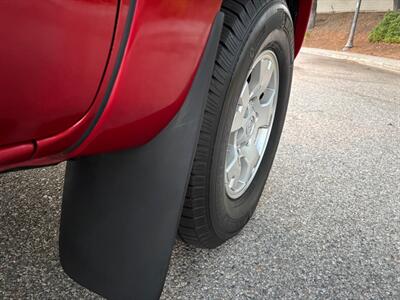 2015 Toyota Tacoma V6 ONE OWNER, 46,638 ORIGINAL MILES   - Photo 34 - Valencia, CA 91355