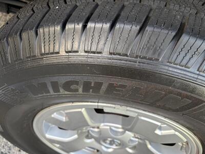 2015 Toyota Tacoma V6 ONE OWNER, 46,638 ORIGINAL MILES   - Photo 35 - Valencia, CA 91355