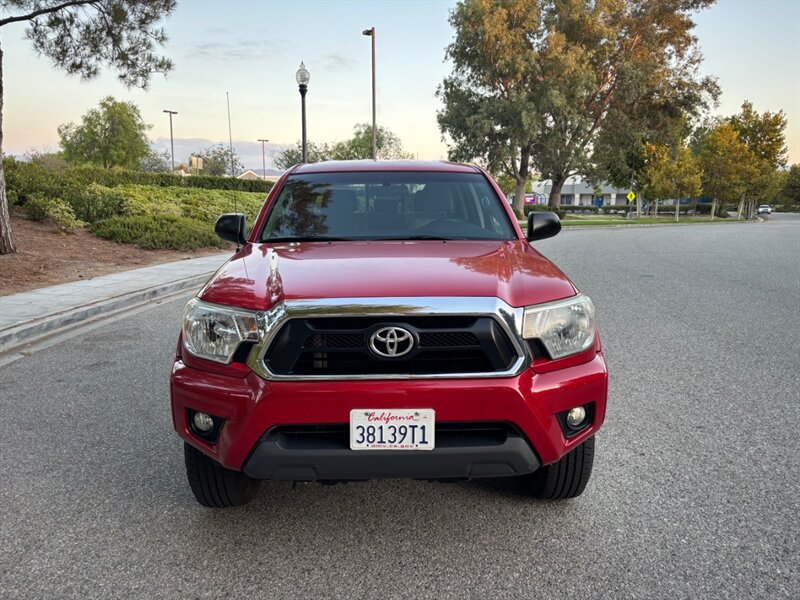 2015 Toyota Tacoma V6 photo 9